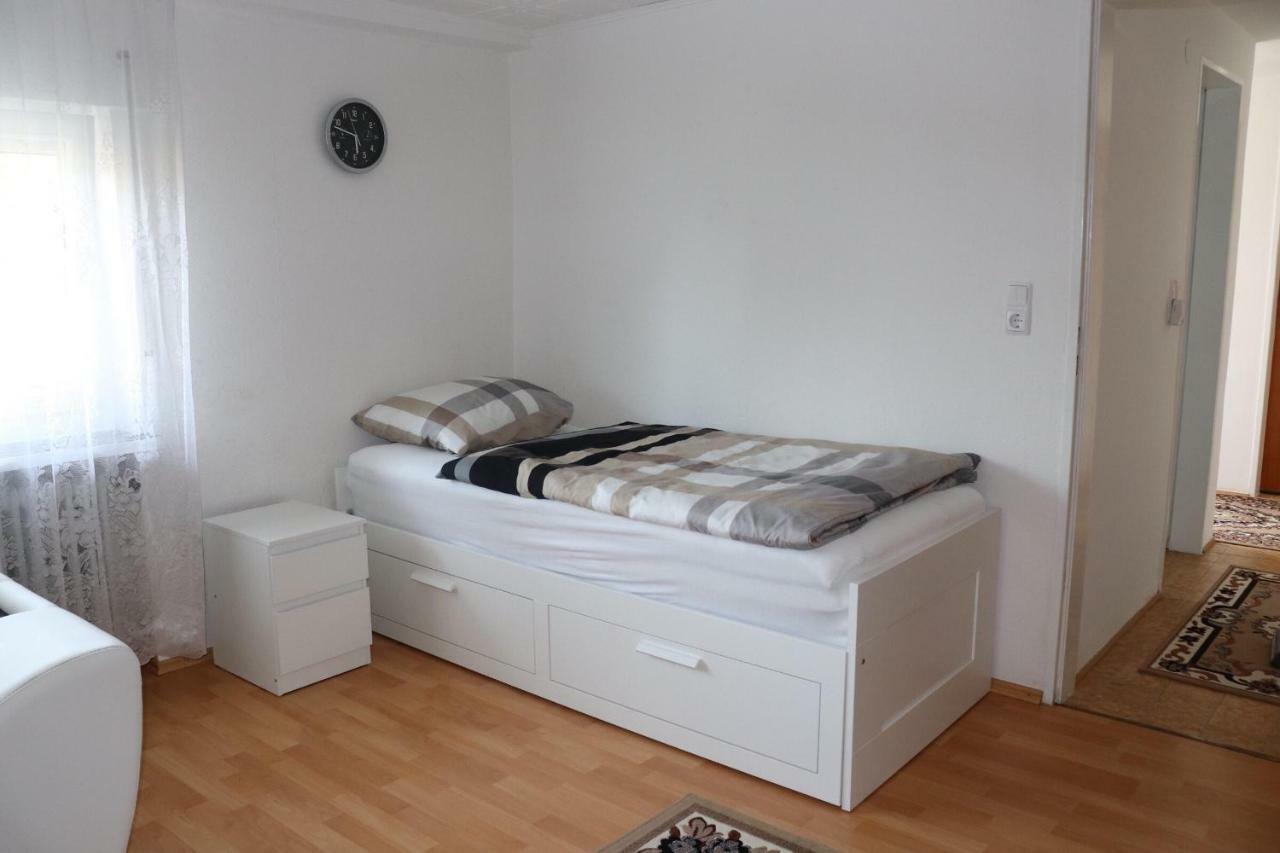 Ferien- Und Monteurwohnung Julia Mörlenbach Εξωτερικό φωτογραφία